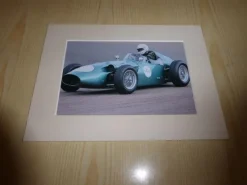 Tradera Mobilia<1959 Aston Martin INDY fotografi med passepartout