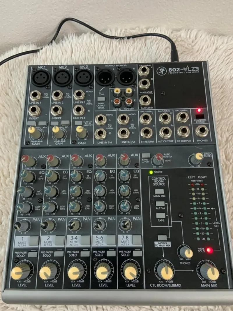 Tradera #10# Behringer 802-VLZ3 Mixer.^ Dj-utrustning