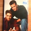 Tradera 90210 BEVERLY HILLS - BREVPAPPER - OÖPPNAD - NOSTALGI - 90-tal - FRI FRAKT^ Filmmemorabilia