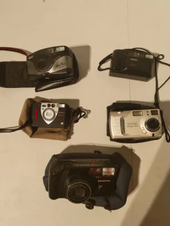 Tradera 5 Kameror - oleon, Konica, Nikon, Minolta, Samsung^ Fotokameror