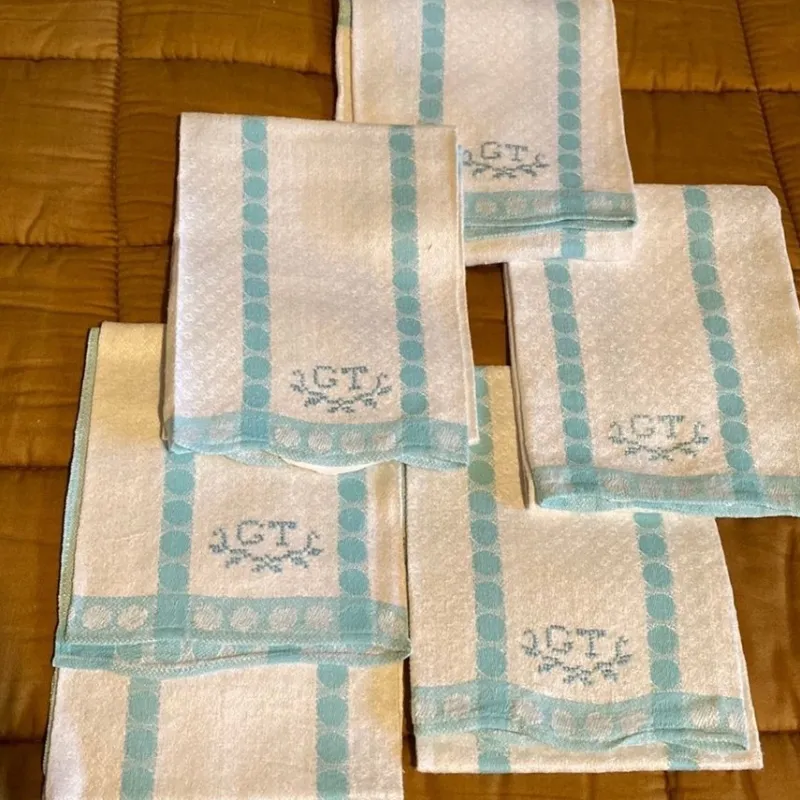 Tradera 5 kökshanddukar turkos mönster monogram GT retro vintage> Textilier