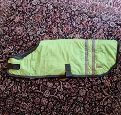 Tradera Häst & Ridsport<* Nytt föltäcke / hundtäcke med mysigt foder 80 cm * reflextäcke * föl *