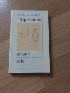 Tradera 40 questions of one role: en metod för skådespelarens förberedelser - Jurij> Drama, Dans, Film & Teater