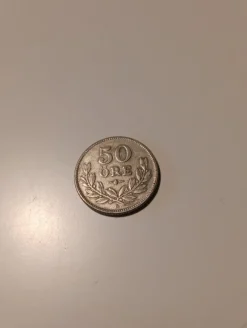 Tradera 50 ÖRE . 1938 . SVERIGE .^ Svenska Mynt