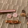 Tradera Slipsnålar<7 saker: 1 slipsnål krokodil, 1 pärlemor och 5 manschettknappar. lot vintage