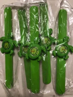 Tradera 5 st barnklockor^ Barnklockor