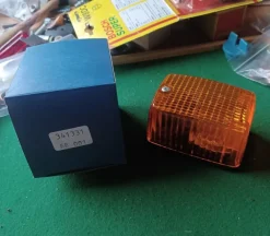 Tradera 2 st Blinkers Scania Myrsloik nr 341331 Enl Bild^ Lastbilar & Bussar