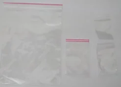 Tradera Frakt & Förpackning<200 st Blixtlåspåsar zip påsar 34x42 mm