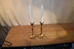 Tradera 2 st fina ljusstakar i mässing från Scandia> Tenn & Mässing