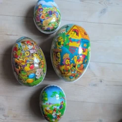 Tradera 4 st fina påskägg i olika storledar> Högtider