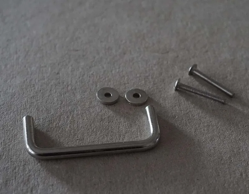 Tradera 2 st handtag, möbelbeslag möbelhandtag, fler finns> Beslag & Reservdelar