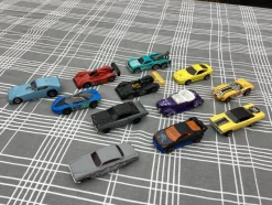 Tradera Leksaks- & Samlarbilar<12 st Hot Wheels bilar från 1977-2002