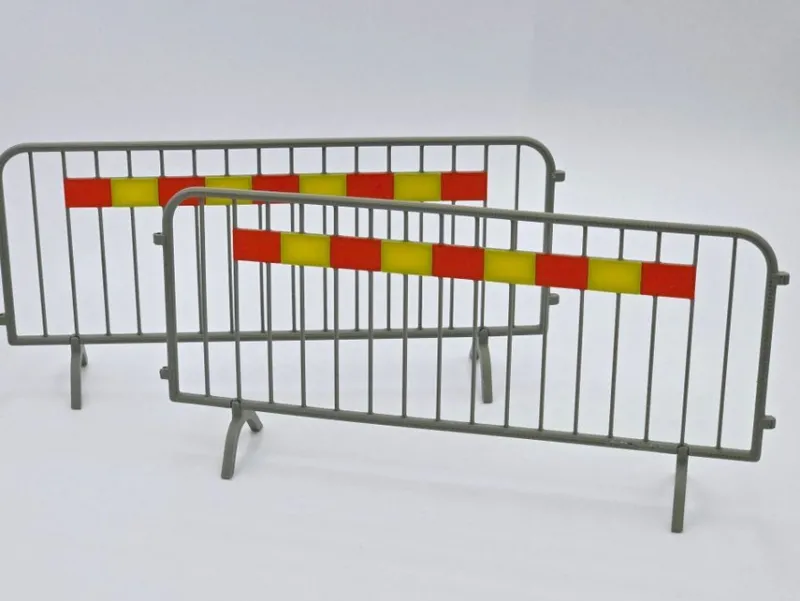 Tradera 5 st. Kravallstaket för RC fordon i skala 1/14^ Skalamodeller