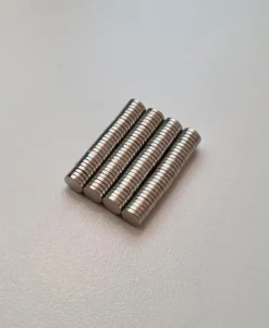 Tradera 100 st Neodymium magneter (4x1 mm) runda magneter> Övriga Byggartiklar