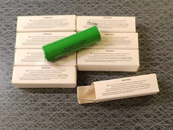 Tradera 8 st nya LG 18650 batterier 3500mAH (LGDBMJ11865)^ Elektronikkomponenter