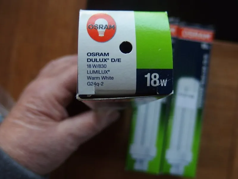 Tradera 3 st OSRAM DULUX D/E 18W^ Lampor