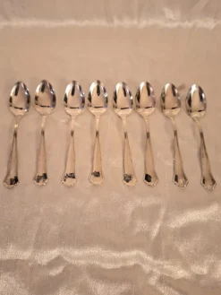 Tradera 8 st silverskedar Viktoria ? Äkta silver kaffeskedar sked> Silver
