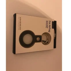 Tradera Övrig Telefoni<1 st skinn skydd till airtag