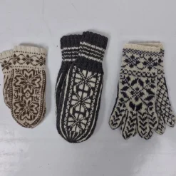Tradera 3 st. Stickade handskar - Vantar - Tumvantar> Handskar & Vantar