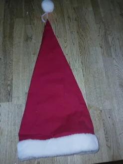 Tradera 3 st Tomteluvor> Utklädnad & Rollek