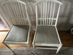 Tradera 2 stolar från ASKO> Antikviteter
