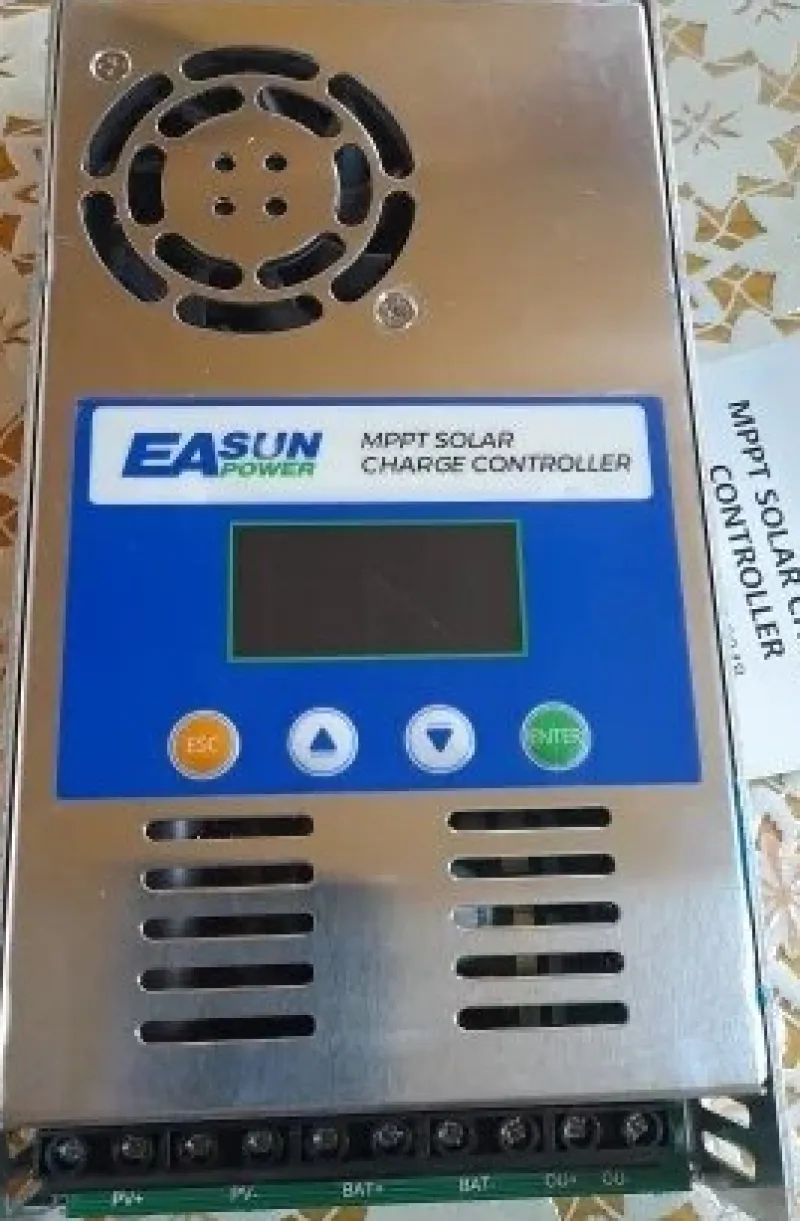 Tradera 60A 190VOC MPPT solcellsladdningskontroll med LCD-display, DSP-kontroller> Solenergi