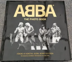 Tradera ABBA Deluxe 420 sidor The Photo Book ISBN 97891712630 Musik Böcker> Musik, Visor & Vistryck