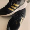 Tradera Övriga Skoprodukter<Adidas Fortarun 20 K Sneakers - Black and Gold - EUR 39