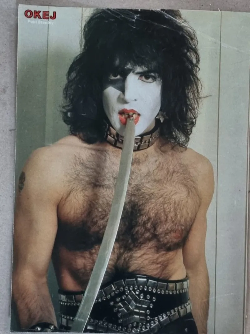 Tradera Affischer på Paul Stanley från kiss^ Musikposters
