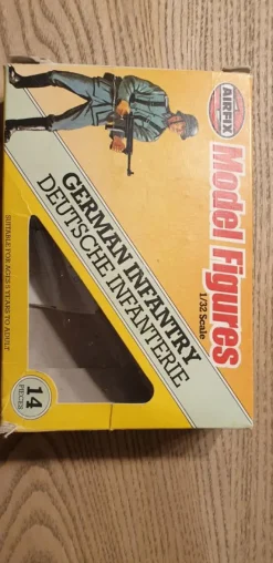 Tradera Airfix Model Figures - Tyska Infanterister 1:32 skala^ Militära Leksaker