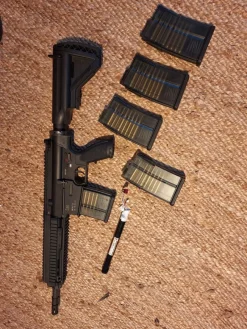 Tradera Äventyrssporter<Airsoft HK417D med mosfet samt li-ion batteri.