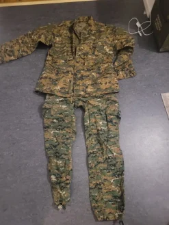 Tradera Äventyrssporter<Airsoft kläder