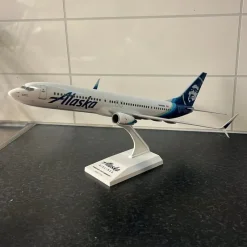 Tradera Alaska Airlines Boeing 737-800 Modellplan 1:130^ Flyg