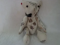 Tradera Alla hjärtans dag!! Unik handgjord nallebjörn i beige tyg med broderier^ Baby, Barn & Lek