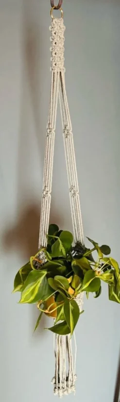 Tradera Krukor & Odlingssystem<Ampel i makramé JUNNIE FYRKLÖVERN /plant hanger/ inredning med växter