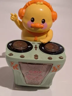 Tradera Anka som spelar DJ> Robotleksaker & Robotdjur