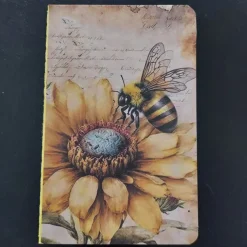 Tradera Anteckningsbok i gult med blomma unik handgjort linjerat häfte^ Övrig Hobby