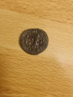 Tradera Antik rund metallföremål> Kuriosa