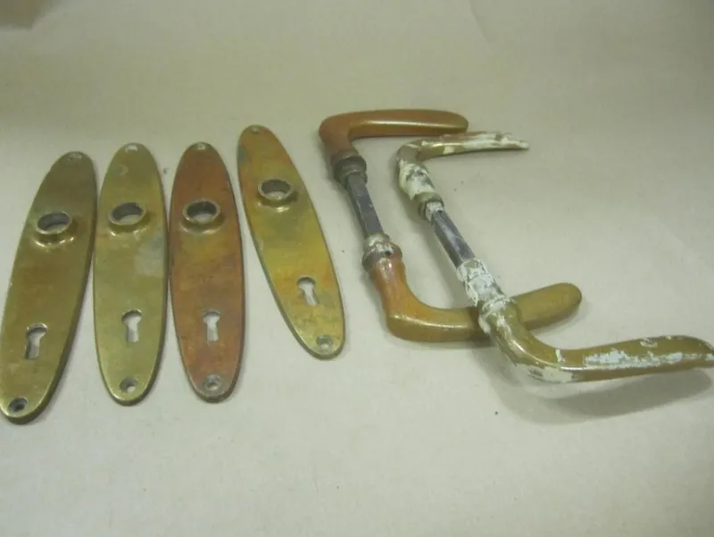 Tradera Antika Gamla dörrhandtag och beslag byggnadsvård> Beslag & Reservdelar