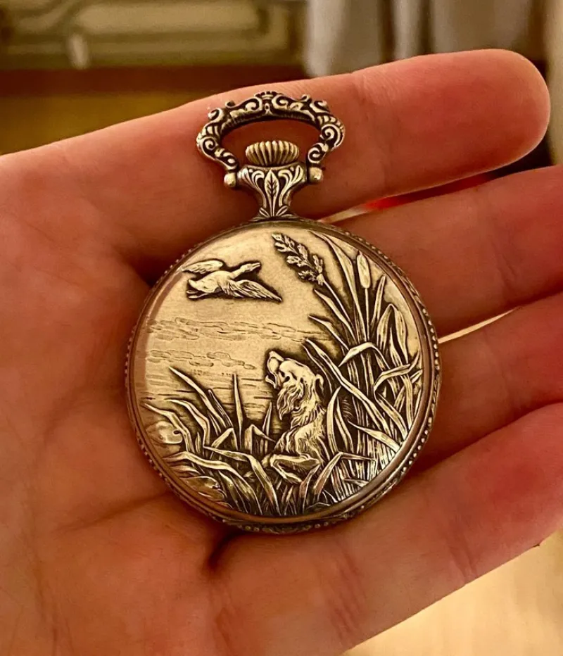 Tradera Antikt fickur från Nilax med vacker gravyr^ Fickur