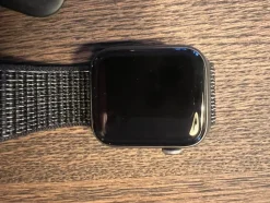 Tradera Smartwatches<Apple Watch Series 4