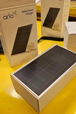Tradera Arlo Solpanel Laddare^ Smart Home