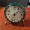 Tradera Arne Jacobsen Bordklocka väckarklocka Mörkgrön^ Klockor Till Hemmet
