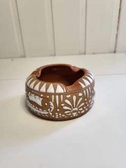 Tradera Askfat keramik, handgjort från Rhodos^ Övrigt Handgjort