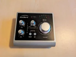 Tradera Audient iD4 ljudgränssnitt^ Studio & Scenutrustning