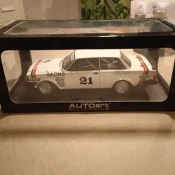 Tradera Autoart 1:18 Volvo 240 Turbo - Vinnarbil DTM 1985^ Skalamodeller
