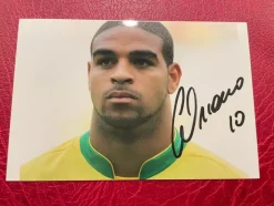 Tradera Autograf på fotografi Adriano, Inter och Brasilien ca 10*15 cm^ Autografer