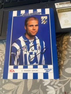 Tradera Sportmemorabilia<Autograf Spelarkort / Vykort Teddy Lucic IFK Göteborg