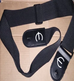 Tradera Axelband-Gitarr-Epiphone^ Musiktillbehör