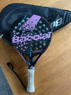 Tradera Padel<Babolat Defiance Padelracket med Bag